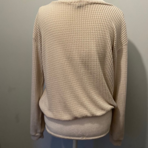 Sweater - Picture 3 of 3